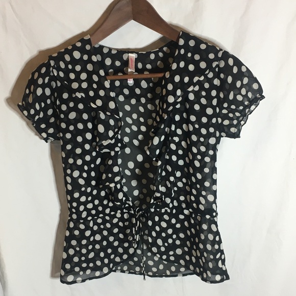 Polkadot Ruffled Blouse - Picture 4 of 7
